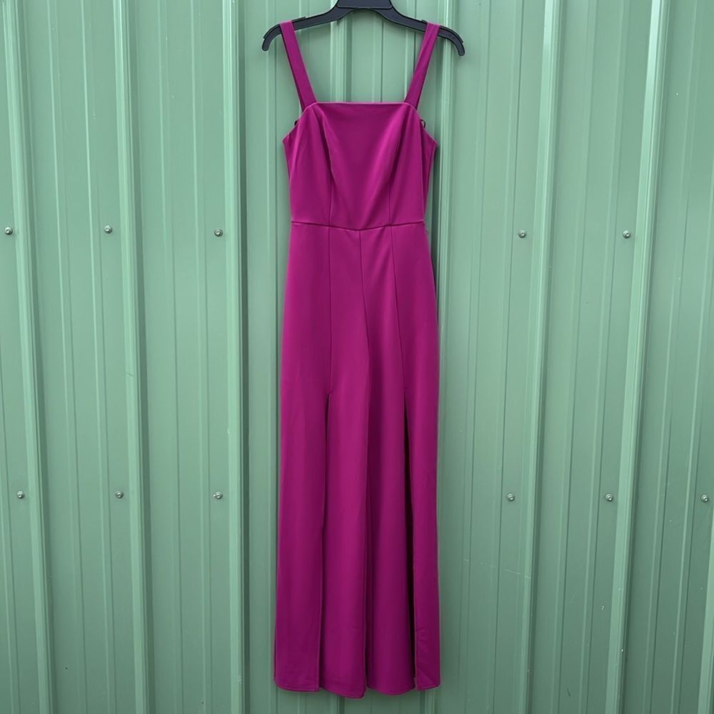 Women’s Split Leg Sleeveless Fully Lined Dressy Jumpsuit Size M